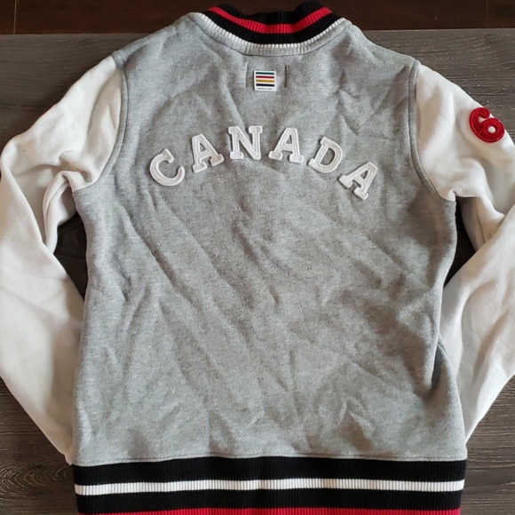 Hudson's Bay Vancouver 2010 Olympic Jacket - Picture 4 of 4